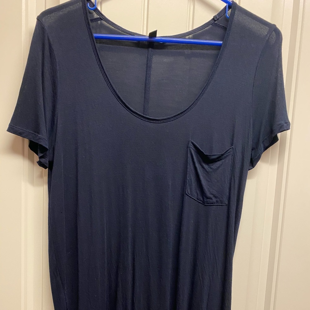 Banana Republic tshirt